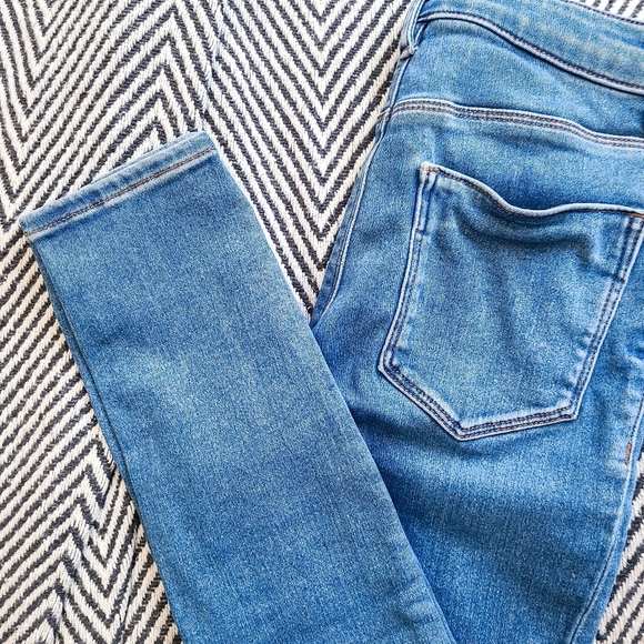 ASOS Blue High Rise Skinny Jeans (Size 24/26) - Picture 6 of 7